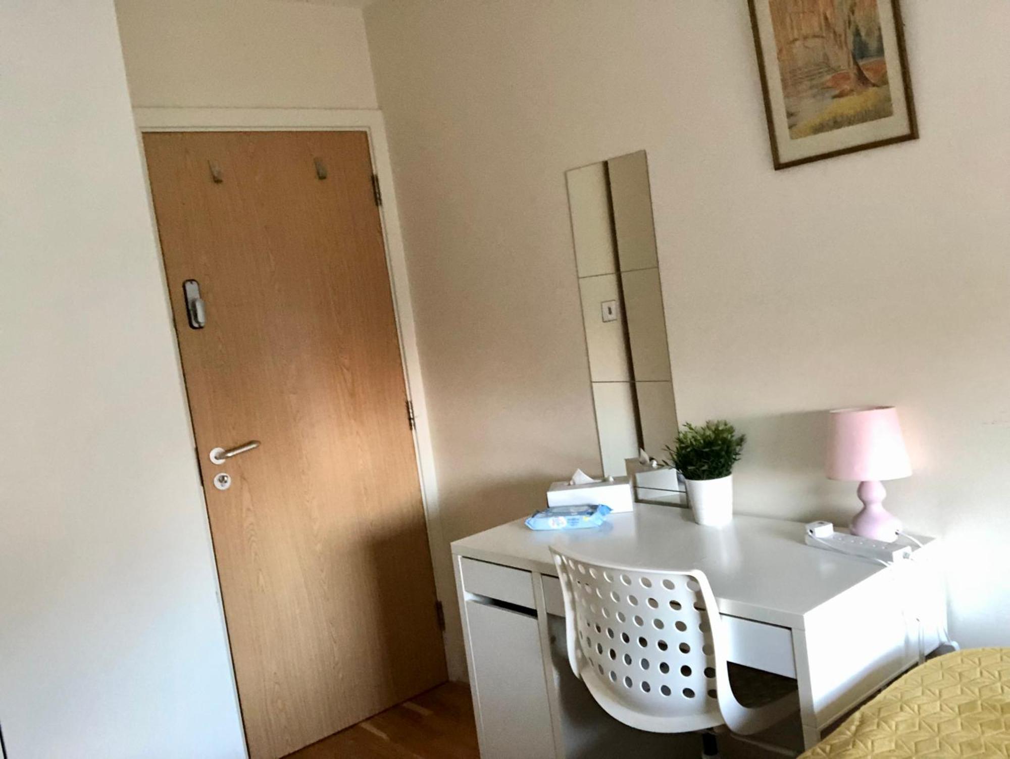 Euston Private Bedrooms 161 Flat3 Alloggio in famiglia Londra