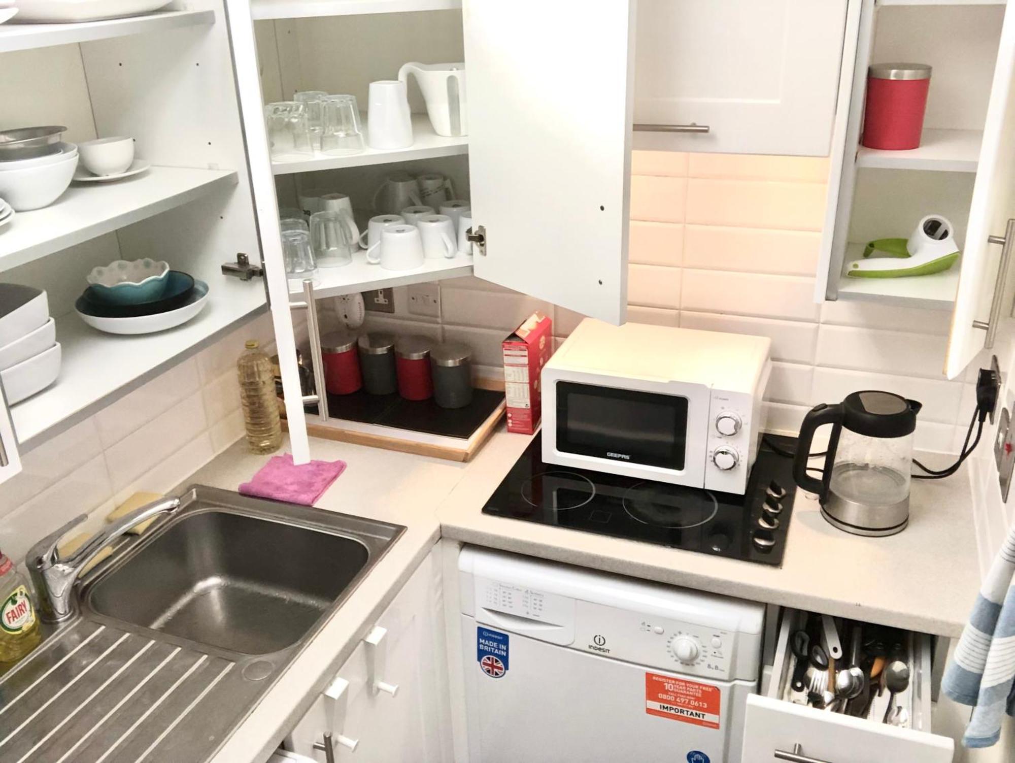 Euston Private Bedrooms 161 Flat3 * Londra